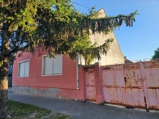 kuće   Indjija  Indjija okolina