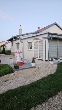 kuće   Irig  Irig okolina