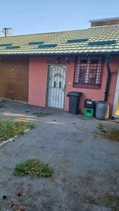 kuće   Indjija  Indjija okolina